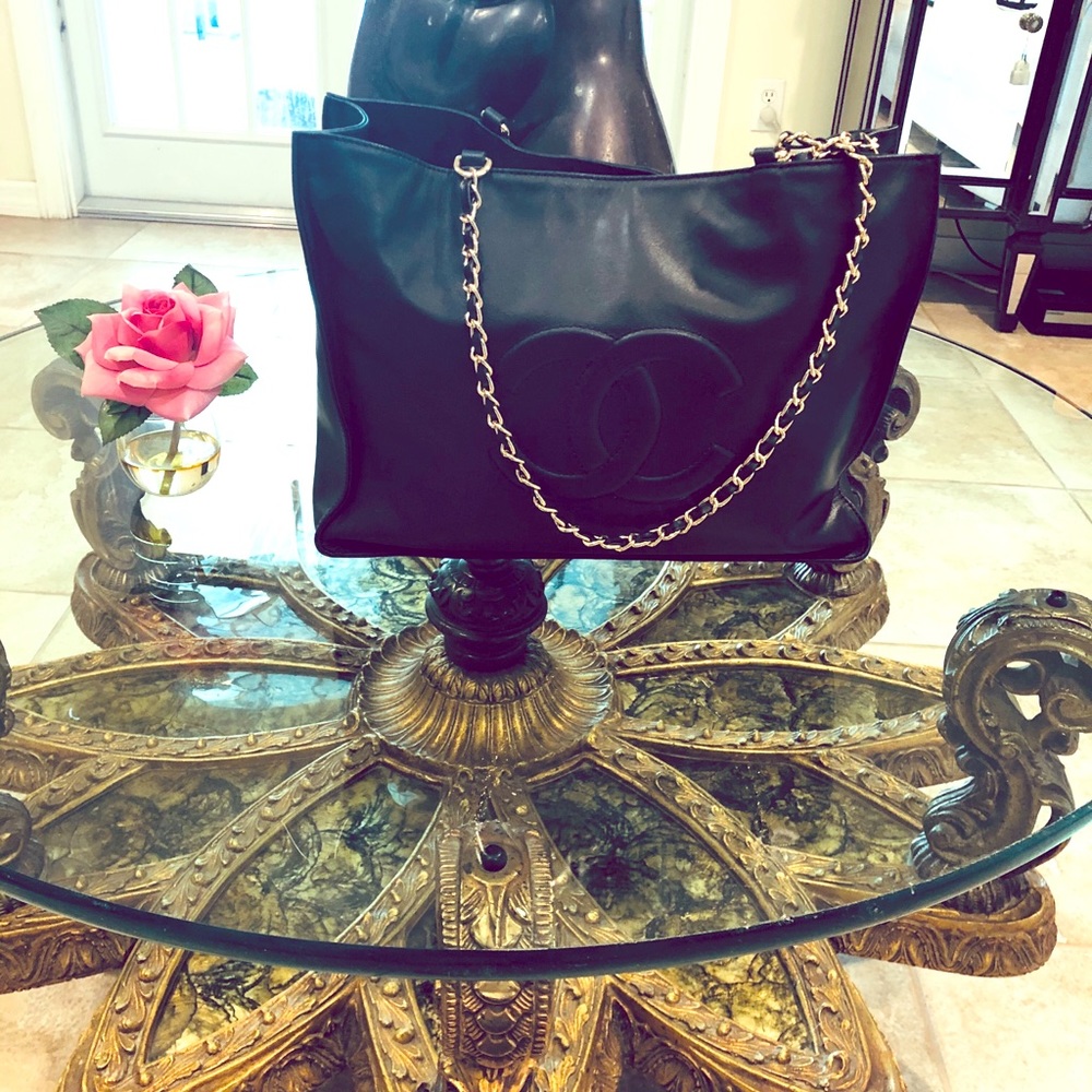 Copy 🐱  tote comes with dust bag and shaper